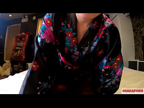 ❤️ Keçika ciwan a cosplay ji seksê hez dike ku bi orgazmê bi şûjinek di hespêk û blowjob de. Keçika Asyayî ya bi pisîka porî û bi cil û bergên kevneşopî yên Japonî di vîdyoya amator de ku masturbasyona bi pêlîstokên qijikê nîşan dide. Sakura 3 OSAKAPORN. Porno li ku.pornhills-com.ru ﹏