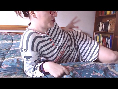 ❤️ Vê dîkê reş ê mezin hilde devê xwe xulamê piçûk Porno li ku.pornhills-com.ru ﹏